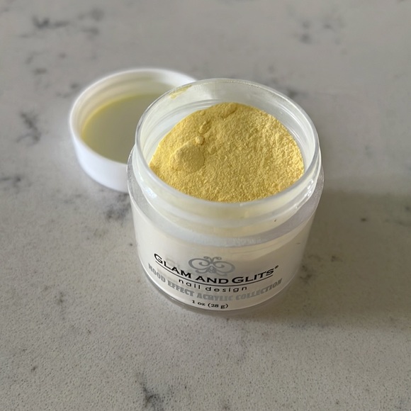 Glam & Glits nail design, 8 1oz mood effects , 4 1oz naked color & 1 2oz Glitter - Picture 8 of 10